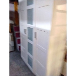 ARMARIO TRES PUERTAS