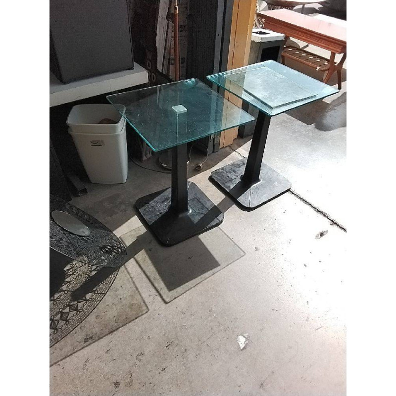 MESA CUADRADRA
